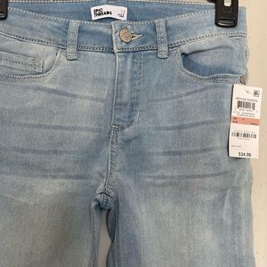 NWT Epic Threads Jean shorts